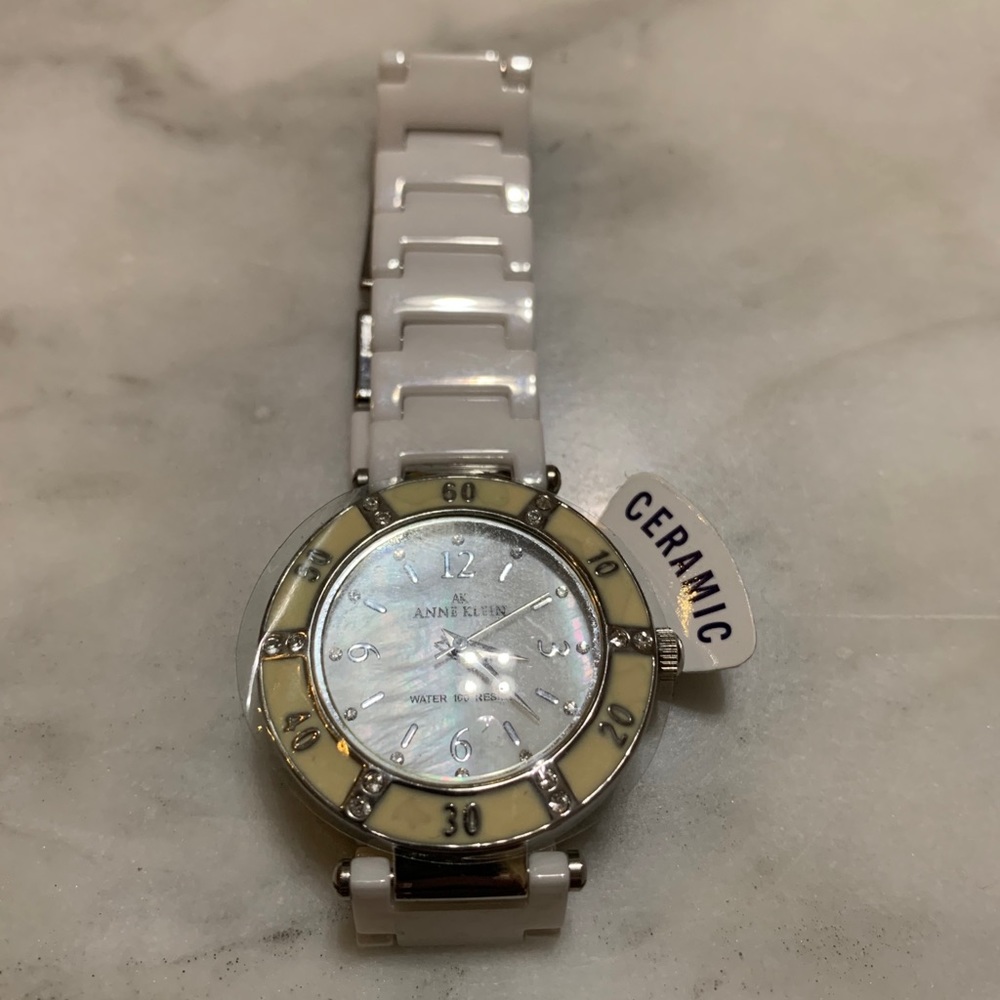 I’m selling Anne Klein watch